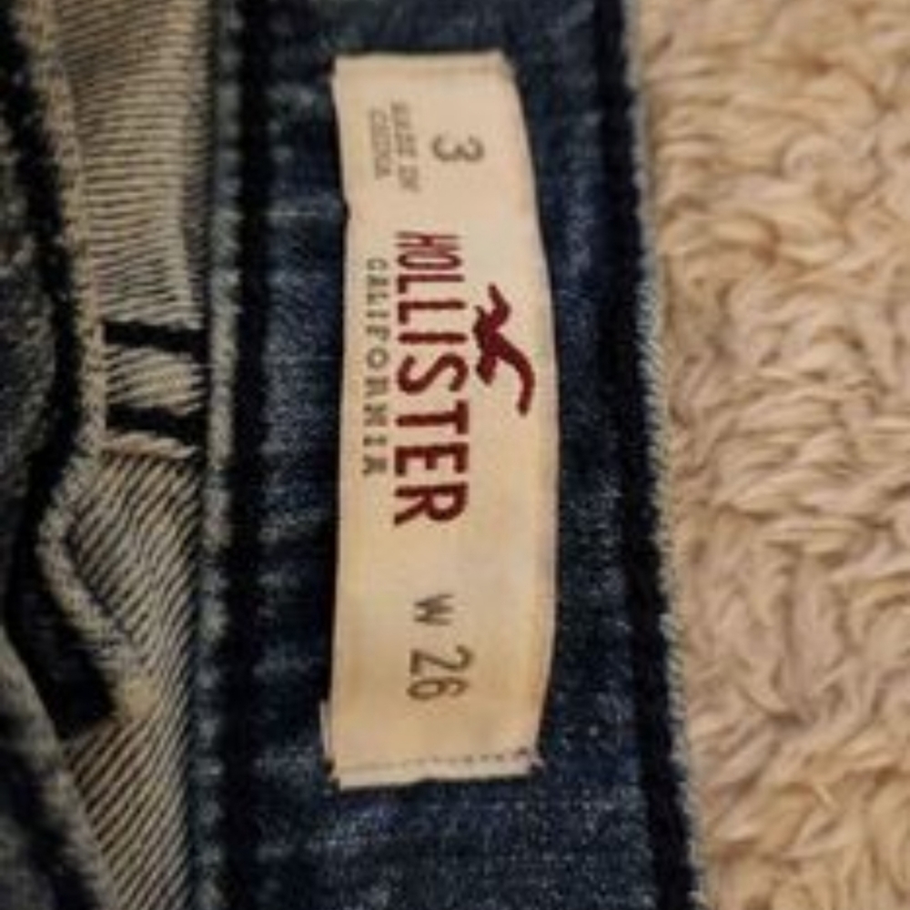 Hollister high waist shorts - size 26